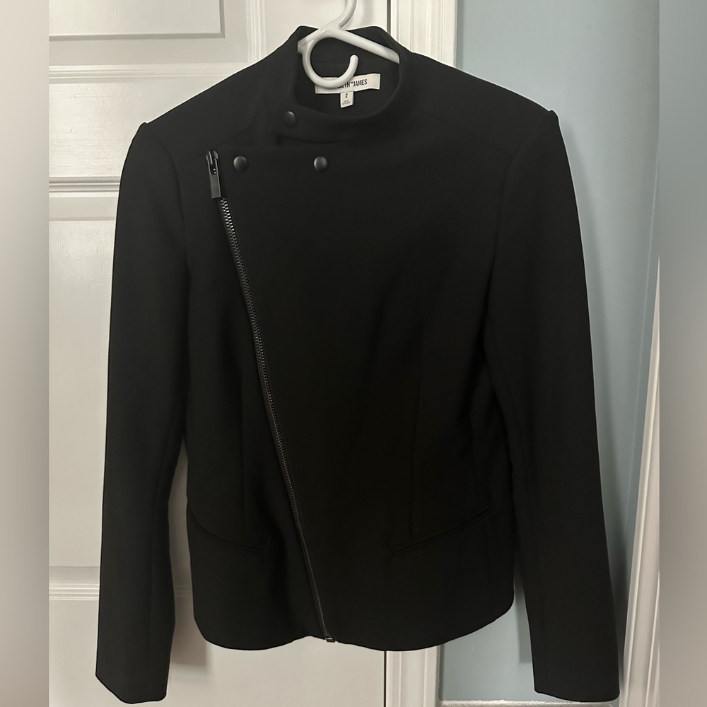 Elizabeth & James womens jacket, size 2